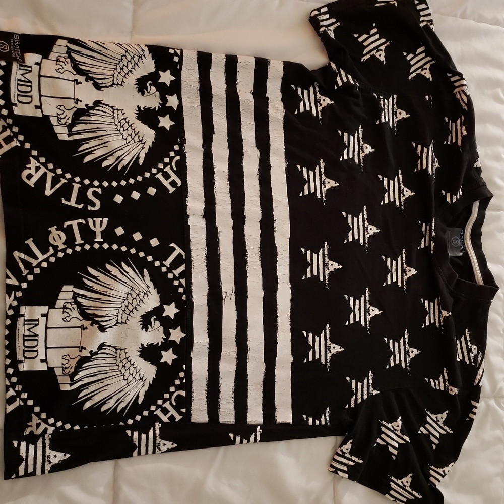 Great looking men's size XL Switch tshirt unique